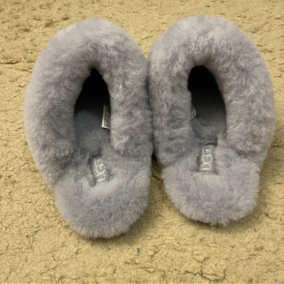 🎉HP🎉 BNWOT Ugg Women’s Scuffette II Metallic Spots - Picture 3 of 8